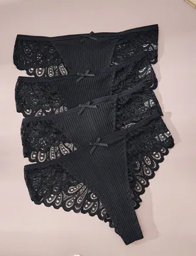 Piezas de bragas de encaje con estampado de plumas para mujer, sexy y encantadoras, tanga negro - Shein - FashionsVida