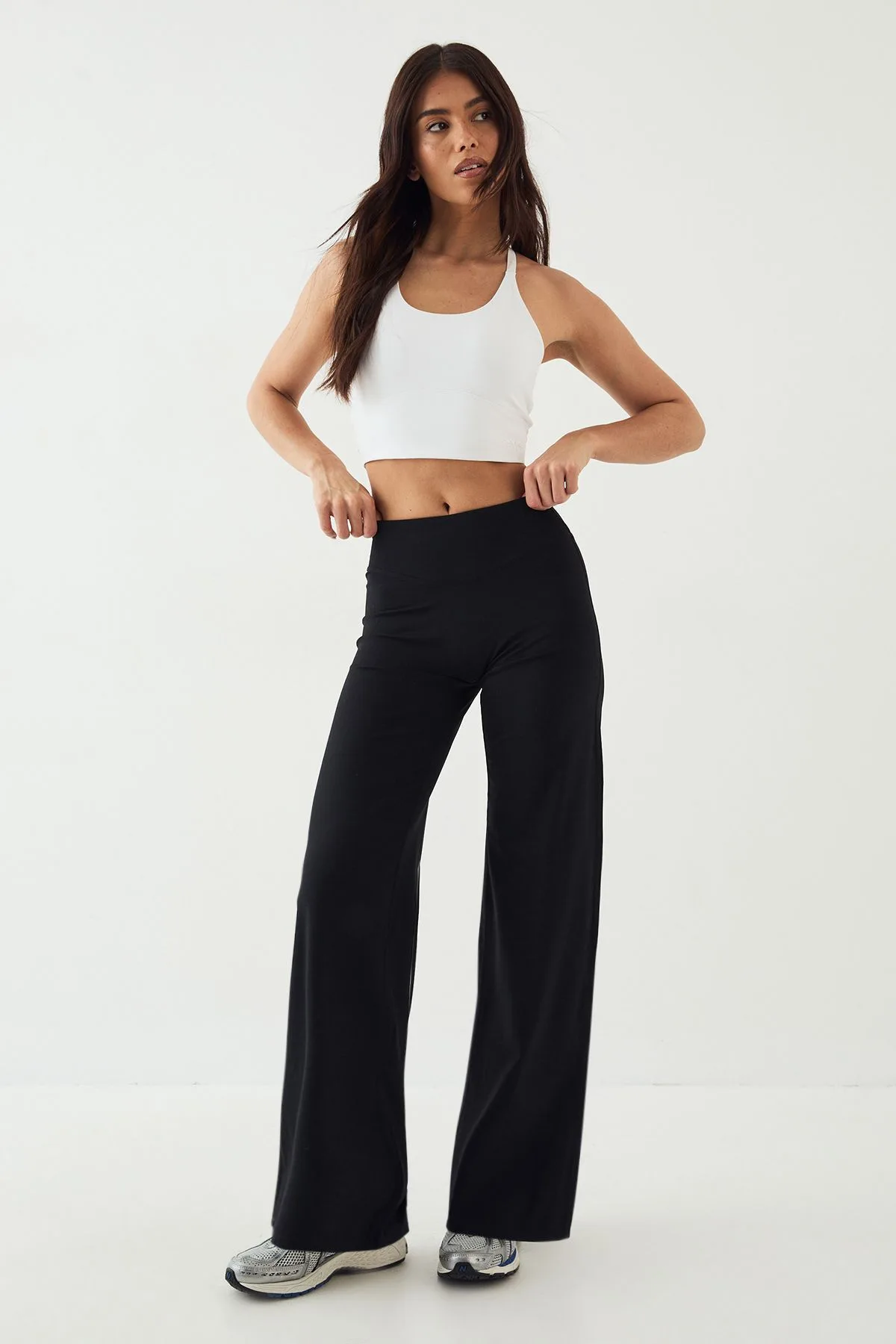 Womens Sculpt Straight Leg Trouser - Black Polyamide - Size Medium - DSGN Studio - FashionsVida