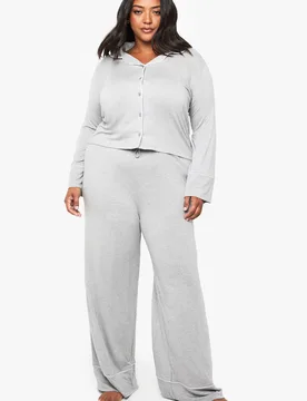 Womens Plus Super Soft Modal Long Sleeve Shirt & Trouser Pyjama Set - Grey - Size 24 Uk - Boohoo - FashionsVida