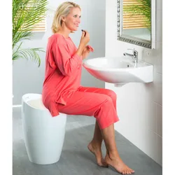 Hocker Mod. Candy White, mit abnehmbarem Wäschesammler