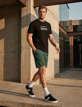 Sinsay - Pantaloncini slim - verde