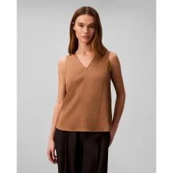 Top de mujer plisado con cuello v