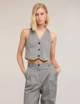 Top de mujer chaleco de rayas diplomáticas en mezcla de lino ajuste entallado con cierre frontal de tres botones - Motivi - FashionsVida