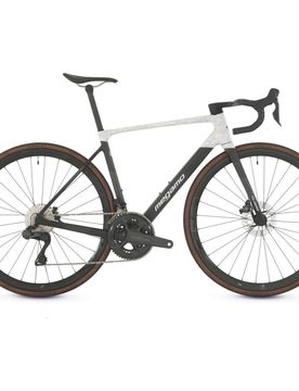 Raise 05 Shimano Ultegra Di2 elettronico 12s Fulcrum Racing 800 DB