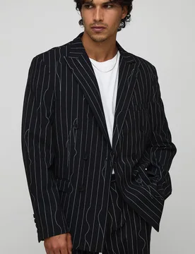 Herren Oversized Blazer mit verzerrtem Nadelstreifen Black Größe 40 - boohooMAN - FashionsVida