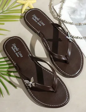 Sandalias planas de verano para mujer con decoración de mariposa, flor, rhinestone y perla, diseño minimalista de punta redonda, ligeras y de moda p - Shein - FashionsVida