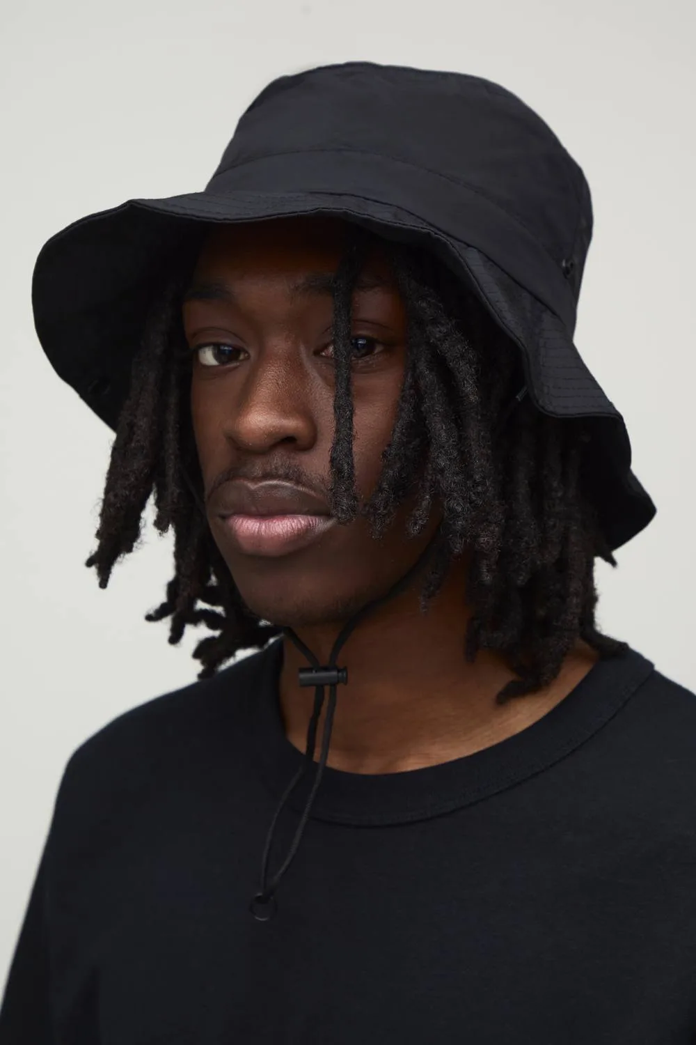 Men's Packable Bucket Hat Black Black One Size - boohooMAN - FashionsVida