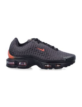Air Max Plus VII Sneakers - Striking Gradient Design