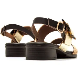Sandalias planas de mujer con pala ancha en piel