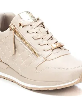 Zapatilla de mujer con cordones - XTI - FashionsVida