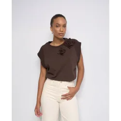 Camiseta con aplique floral de mujer