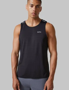 Herren Herren Active Engineered Performance Regular Fit Unterhemd Black Größe 2XL - boohooMAN - FashionsVida
