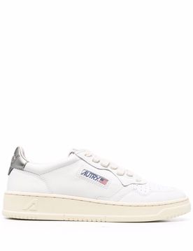 Chic Leather Patch Sneakers with Raised Sockliner