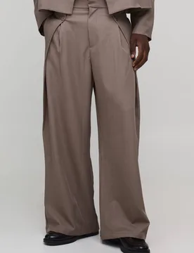 Herren Taillierte Anzughose Mit Weitem Ballonbein Taupe Größe 32 - boohooMAN - FashionsVida