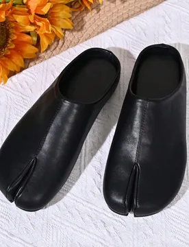 Pantuflas tipo mule negras de primavera/verano con abertura en los dedos, suela plana antideslizante, de media pantufla, de doble uso para casa y exte - Shein - FashionsVida