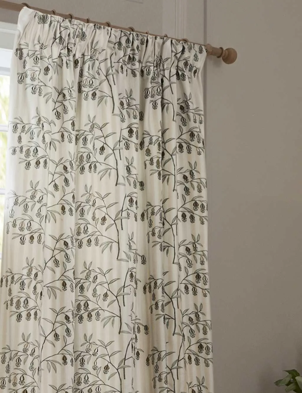 Chinese Lanterns Pencil Pleat Curtains Natural Mix - Sanderson - FashionsVida