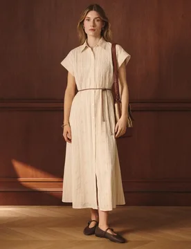 Vestido de manga corta de estilo romántico - Lloyd's - FashionsVida