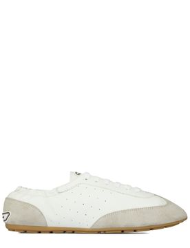 Low-Top Men's Sneakers with Sophisticated Design