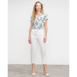 Pantalón de mujer tobillero con bolsillos de cremallera