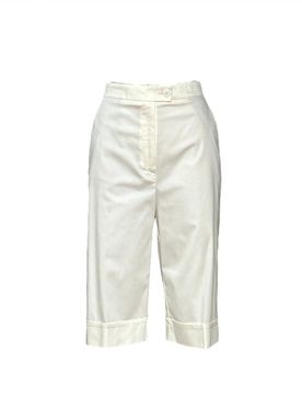 Bermuda Donna 132379370 beatrice b