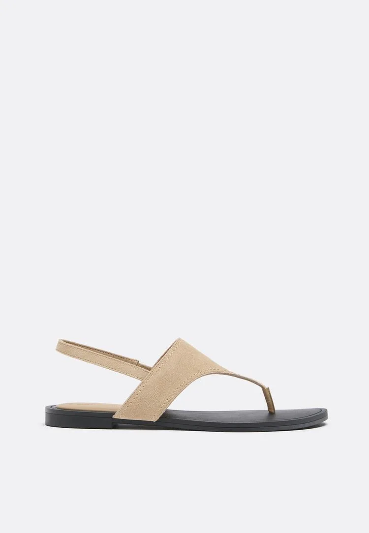 Flache Leder-Zehentrenner BEIGE 36 - Stradivarius - FashionsVida