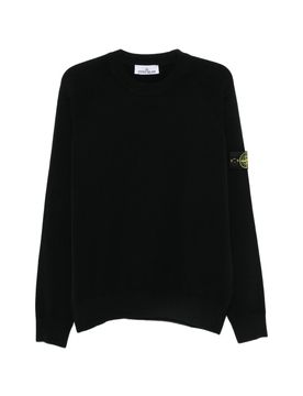 Ribbed turtleneck sweater with badge detail