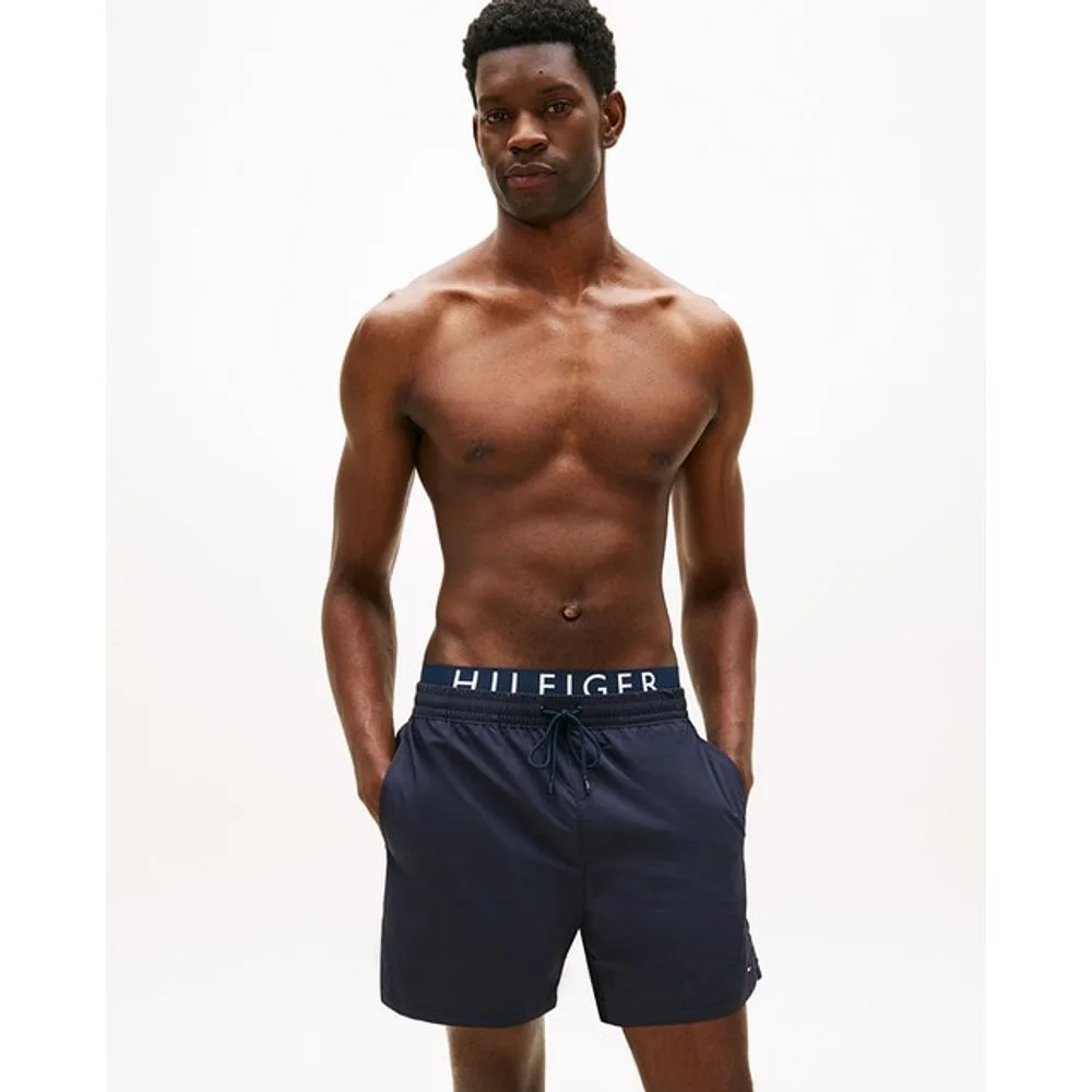 Bañador de caballero liso con doble cinturilla - Tommy Hilfiger - FashionsVida