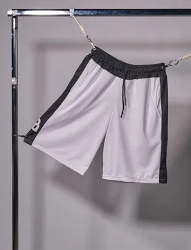 Pantaloncini Bianchi Sportivi Traforati al Ginocchio Bianchi e Neri BRDM6 M - Boardman - FashionsVida