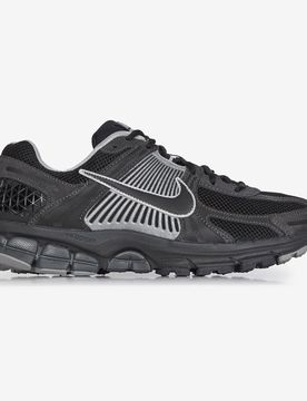Zoom Vomero 5 noir/argent 42