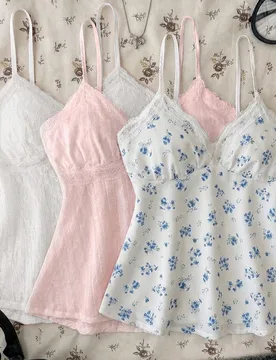 Camisola de encaje rosa para adolescentes, camisola de unicolor elegante con ribete de encaje, verano, vacaciones, casual, hogar - Shein - FashionsVida