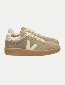 Veja Sneaker V-82 Beige 43 - Veja - FashionsVida