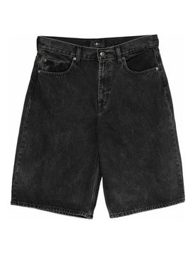 Pantaloncini a gamba larga?