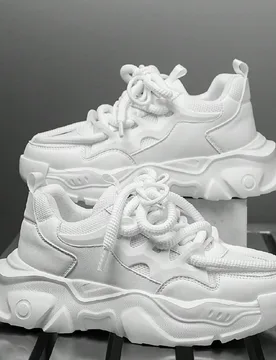 Zapatillas de deporte casuales ligeras y de moda para hombre con diseño de cordones gruesos de unicolor, zapatos deportivos blancos cómodos y versá - Shein - FashionsVida