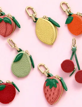 Pieza Llavero con billetera con estampado de frutas, colgante de frutas, compatible con AirTag y monedero, llavero billetera mini lindo, regalo para n - Shein - FashionsVida