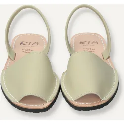 Menorquinas unisex en piel vacuna