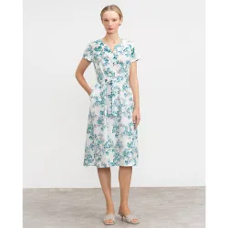 Vestido midi con cinturón