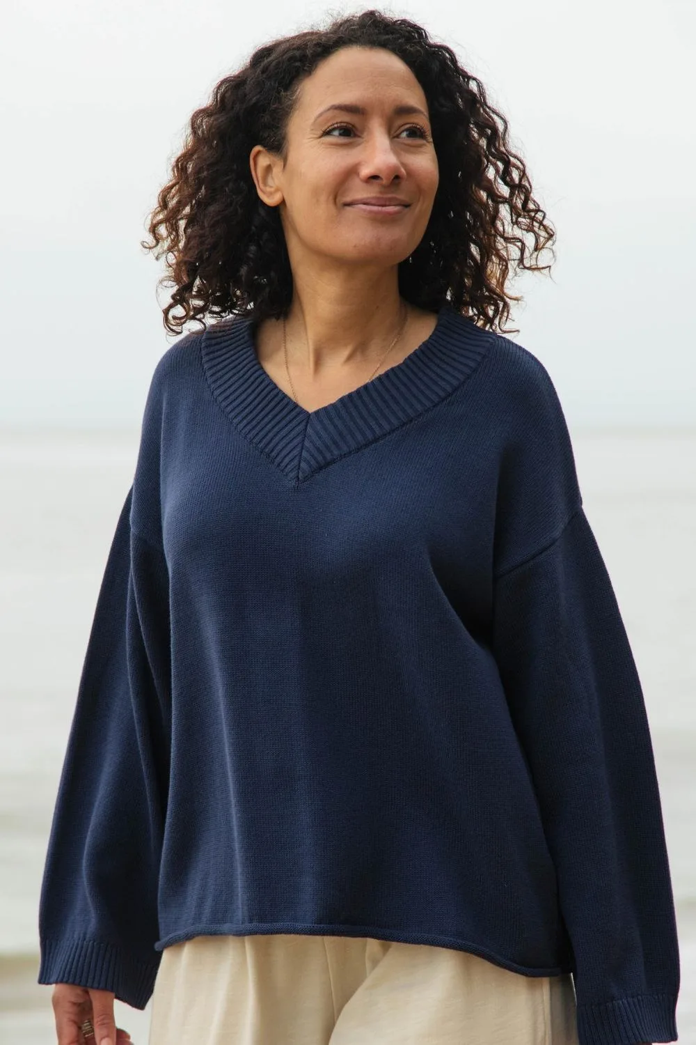 Women's V-Neck Jumper - - Size: 8 - Rapanui - FashionsVida