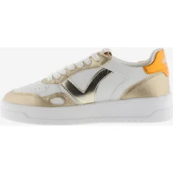 Zapatillas deportivas de mujer con piezas metalizadas