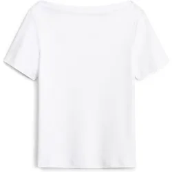 Camiseta de mujer con escote barco y manga corta