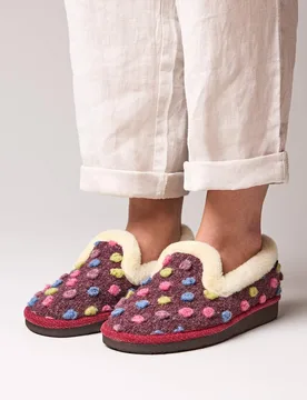 Women's 'Peanut Brittle' Spotty Full Slippers in Dark Red Size: 3 - Dark Red - Size: 3 - Moshulu - FashionsVida