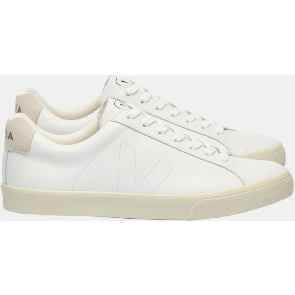 Zapatilla de hombre, modelo esplar, de cuero, con cordones - Veja - FashionsVida