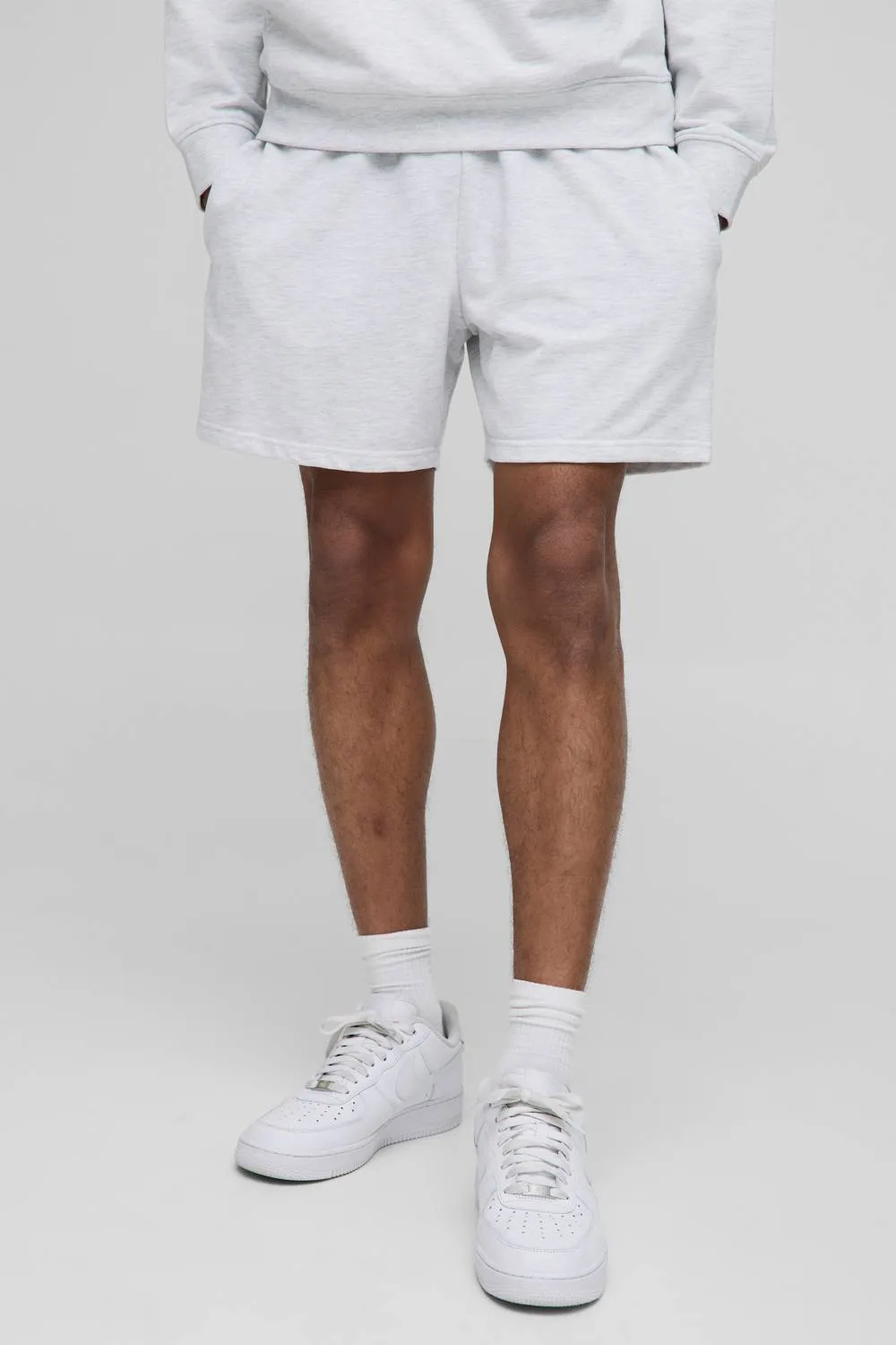 Herren Leichte Basic Relaxed Fit Kurze Shorts Grey Marl Größe Q - boohooMAN - FashionsVida