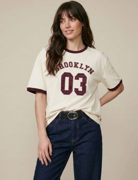 Maglietta di cotone con testo ricamato Brooklyn - panna