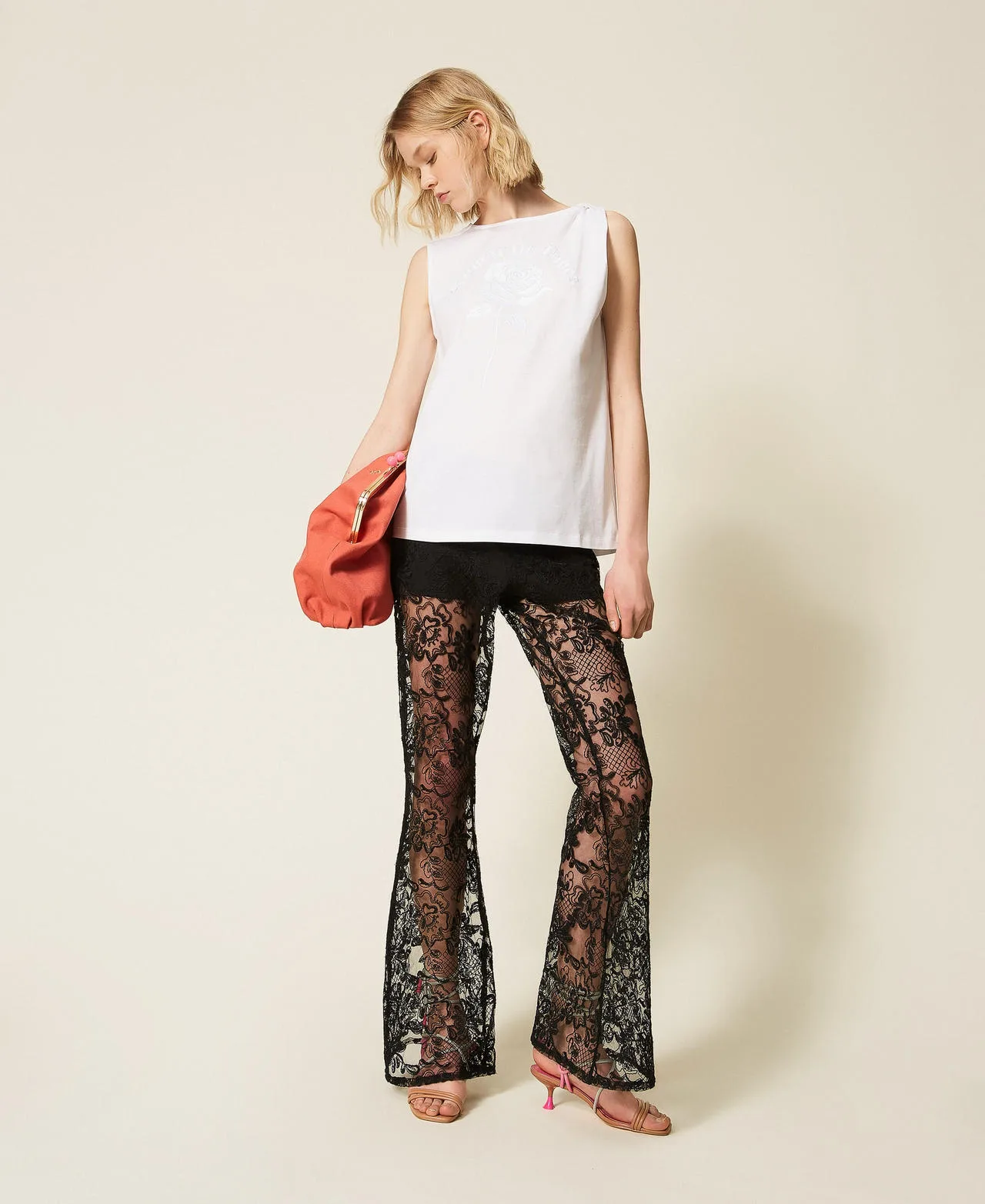 Top MYFO avec rose brodée - Actitude by Twinset - FashionsVida