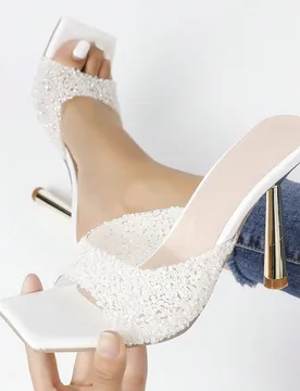 Sandalias de tacón alto de moda para mujeres con pedrería brillante de diamantes de imitación - Shein - FashionsVida