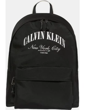 Mochila casual con logo de hombre - Calvin Klein - FashionsVida