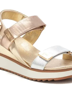 Sandalias de cuña de mujer con cierre ajustable - XTI - FashionsVida