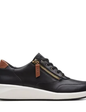 Women's Un Rio Zip Black Leather Trainers Size: 6-Wide Fit - Black - Size: 6-Wide Fit - Clarks - FashionsVida