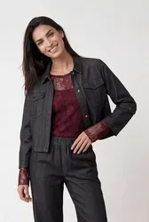 Jacke female