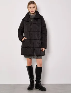 Women's Quilted Puffer Jacket in Black Size: 8 - Black - Size: 8 - Apricot - FashionsVida